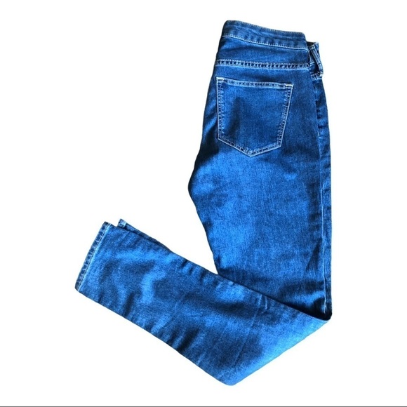 women’s jeans Mudd Size 28 gently Used - Picture 3 of 9